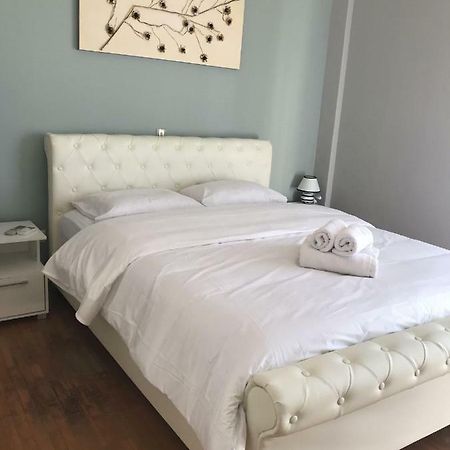 Perfect Sea View Apartment In Voula Atenas Exterior foto